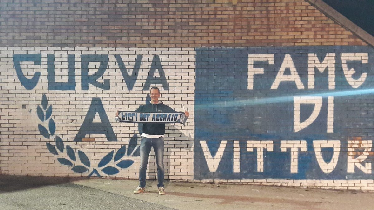 davide_naldi's tweet photo. @napoli tutta la vita ! https://t.co/R2S6izCuOW