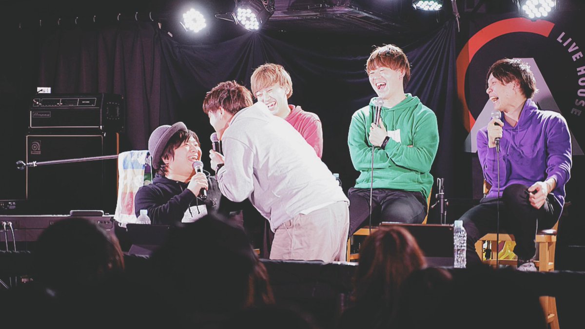 kkshuhei's tweet photo. 大阪のみんな、ありがとう。たのしい1日とはこのこと。たのしすぎて、わらいすぎて、しあわせすぎた。

次の大阪は4/18（土）@江坂MUSE。僕ら史上最大規模。勝負のワンマン。チケット本日より110円引きで販売します。ぜひ…今すぐ…おゲットを！
チケットはココ→https://t.co/GCCQhHjfpI #kudokimu https://t.co/i7lCeNjmTD