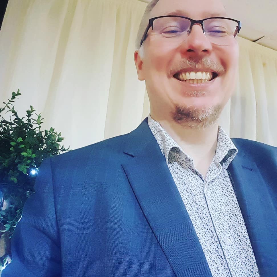 Last call! The invitation for #Folkestone #SlopeOffFriday #business #networking lunch has emailed now! Do dm <a href="/julesserkin/">jules serkin</a> you don’t have to be an <a href="/FSBKent/">FSB Kent</a> member to come &amp; join us Friday February  7th 2pm with <a href="/stuentertains/">Stuart Weller</a> &amp; pianist