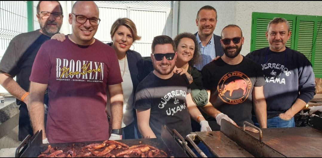 CartagenaPP's tweet photo. Un año más la familia del Partido Popular, acompañamos a los #GuerrerosDeUxama en su #pulpada 🐙. Tradición y convivencia se unen para pasar una magnífica jornada junto a nuestros #festeros https://t.co/h7CmVdVeQT