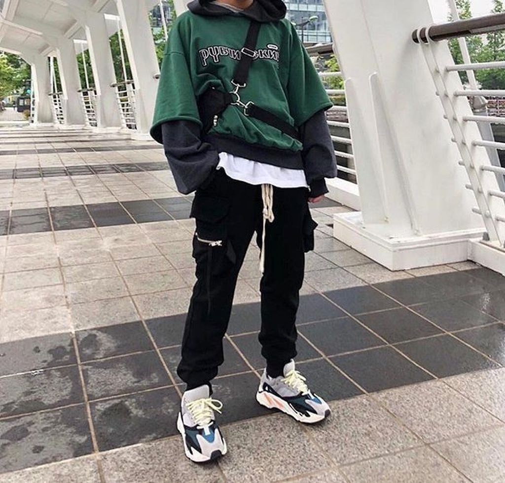 byebeanz's tweet photo. qual desses seria mais provavel que o @Edwin_Honoret usasse? https://t.co/VNIMsV1BJE