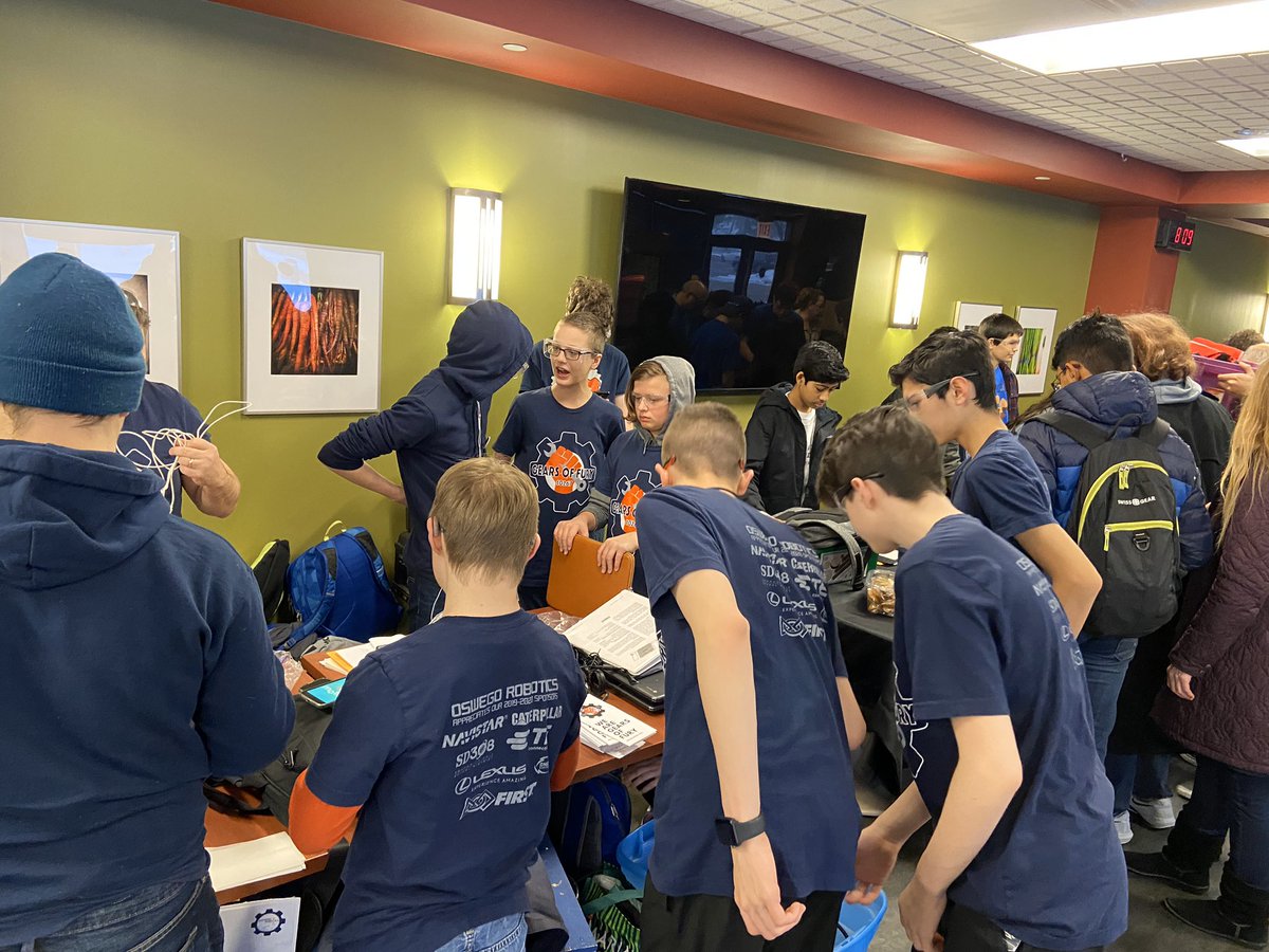 Qualifier today!!! #FIRSTweets #omgrobots <a href="/oswegorobotics1/">oswegoroboticsftc</a> <a href="/Gearaffes10268/">Gearaffes 10268</a> <a href="/REVOLUTION14792/">Revolution/FTC</a> <a href="/crocbots16565/">Crocbots16565</a>