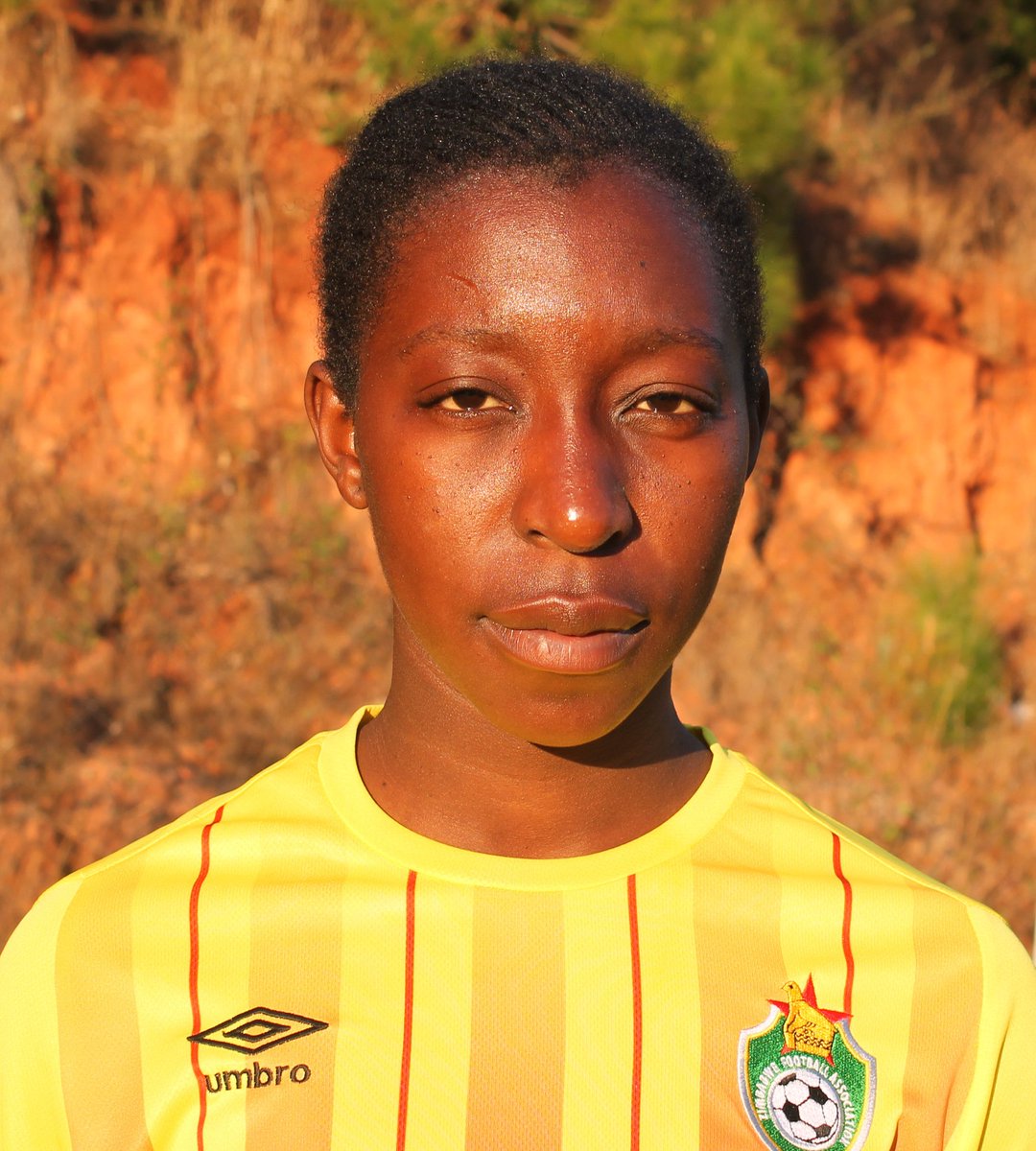 online_zifa's tweet photo. 60'
Zimbabwe 0-0 Malawi
Dinah with our best chance on the hour mark
She follows up her initial shot spilled by the keeper but sends over from way close
#FWWCU20 https://t.co/LCK9p3tfGJ