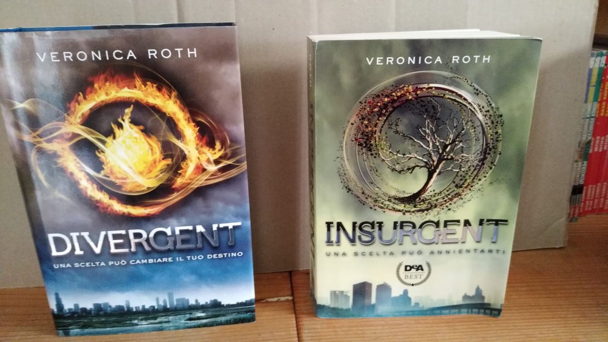 la_letturamania's tweet photo. Vendo Divergent e Insurgent a €10 cadauno, ottime condizioni
#divergent #insurgent #comprolibri #vendolibri #veronicaroth https://t.co/qpaQDso3kg
