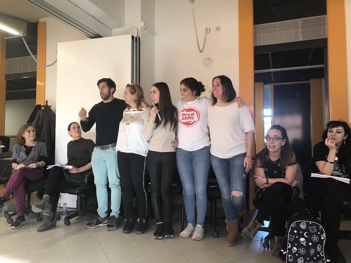 thernandezmo's tweet photo. Tarde de regalos y sorpresas compartidas entre equipos #PNeuroeducacionUB https://t.co/hXkRahc6Jh