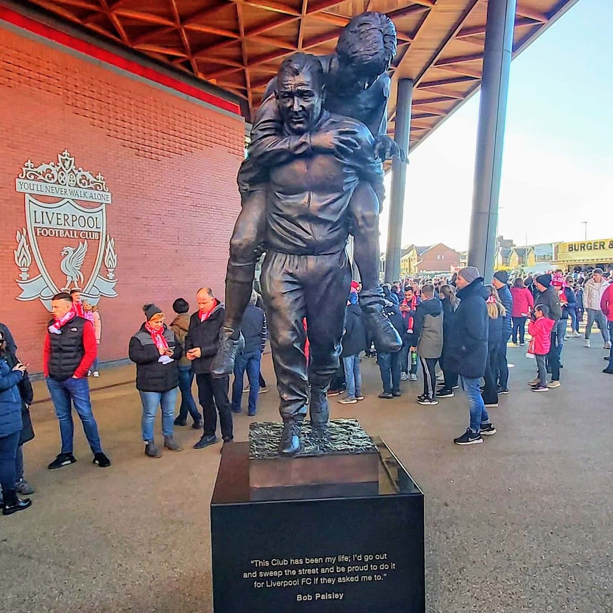 huytonbad's tweet photo. Up the reds #theworldisred #worldclubchampions #6times #championsofeurope #thecityisred #weareliverpool #allezlesrouges #JFT96 #YNWA https://t.co/sG64GKJgeo