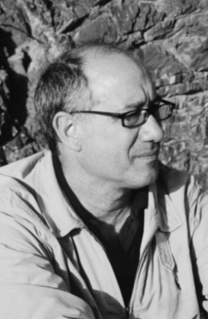 EHESS_fr's tweet photo. [Ressources 💻]
Découvrez en accès libre le dernier ouvrage dirigé par l'ethnologue Sergio Dalla Bernardina (@UBO_UnivBrest / #IIAC), intitulé "De la #bête au #NonHumain: perspectives et controverses autour de la #ConditionAnimale" 💬🐷🐮🐰
⏩ https://t.co/VUORkGBYam https://t.co/qjYXMb6Zrt
