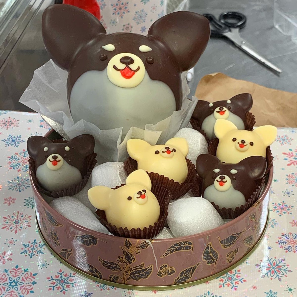 Ronarona Madeira On Twitter 新宿高島屋チョコレートフェアのゴンチャロフさんに行きました 念願の可愛いアニマルショコラをたくさん見れて楽しかったです 購入したものは 綺麗に撮れたら載せます ゴンチャロフ アニマルショコラ アニマルショコラ2020