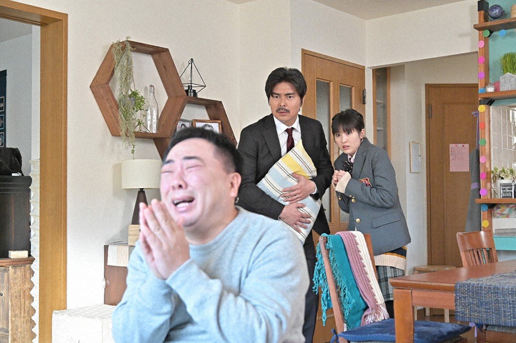 【ドラマ放送開始】『#パパがも一度恋をした 』始まりましたね!
見たこともない恋の物語。
ご覧ください!
ちなみにこちら、原作おっさん多恵子と、ドラマおっさん多恵子です。
#オトナの土ドラ #東海テレビ 