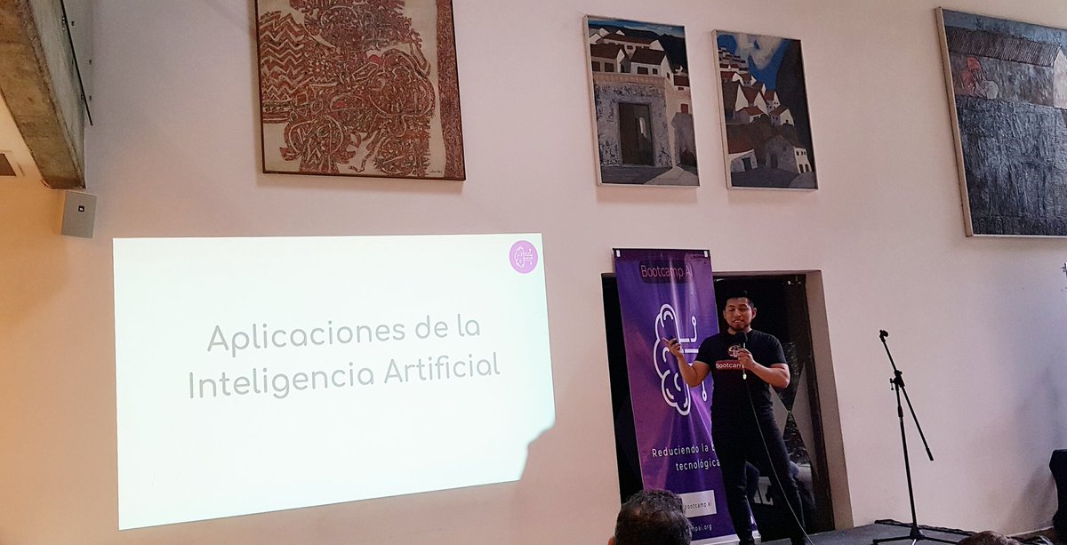 anagri_e's tweet photo. Labaratorio de Aceleración de @PNUDEcuador participa hoy en el Bootcamp de Inteligencia Artificial en @ciespal
"una definición rápida de AI: 🧠 aprendizaje en base a probabilidades estadísticas"

#BootcampAI #AcceleratorLabs https://t.co/o4J3c3xRhv