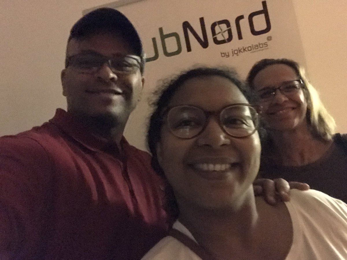 ksyDaily's tweet photo. Senegal | RDV à Saint Louis aujourd’hui pour l’inauguration de #HubNord By @Jokkolabs | Pour toujours plus d’inclusion. Que L’entrepreneuriat soit possible au delà des capitales #kebetu 🎉✨ Bravo Fatim !! 🇸🇳 https://t.co/qrBThoNEpn