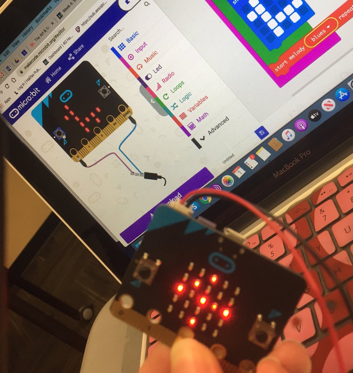 _beth_carroll's tweet photo. Super excited to be learning about #microbits this morning! @KidsCoding @KCJ_Susan https://t.co/qKkLR2zqPN