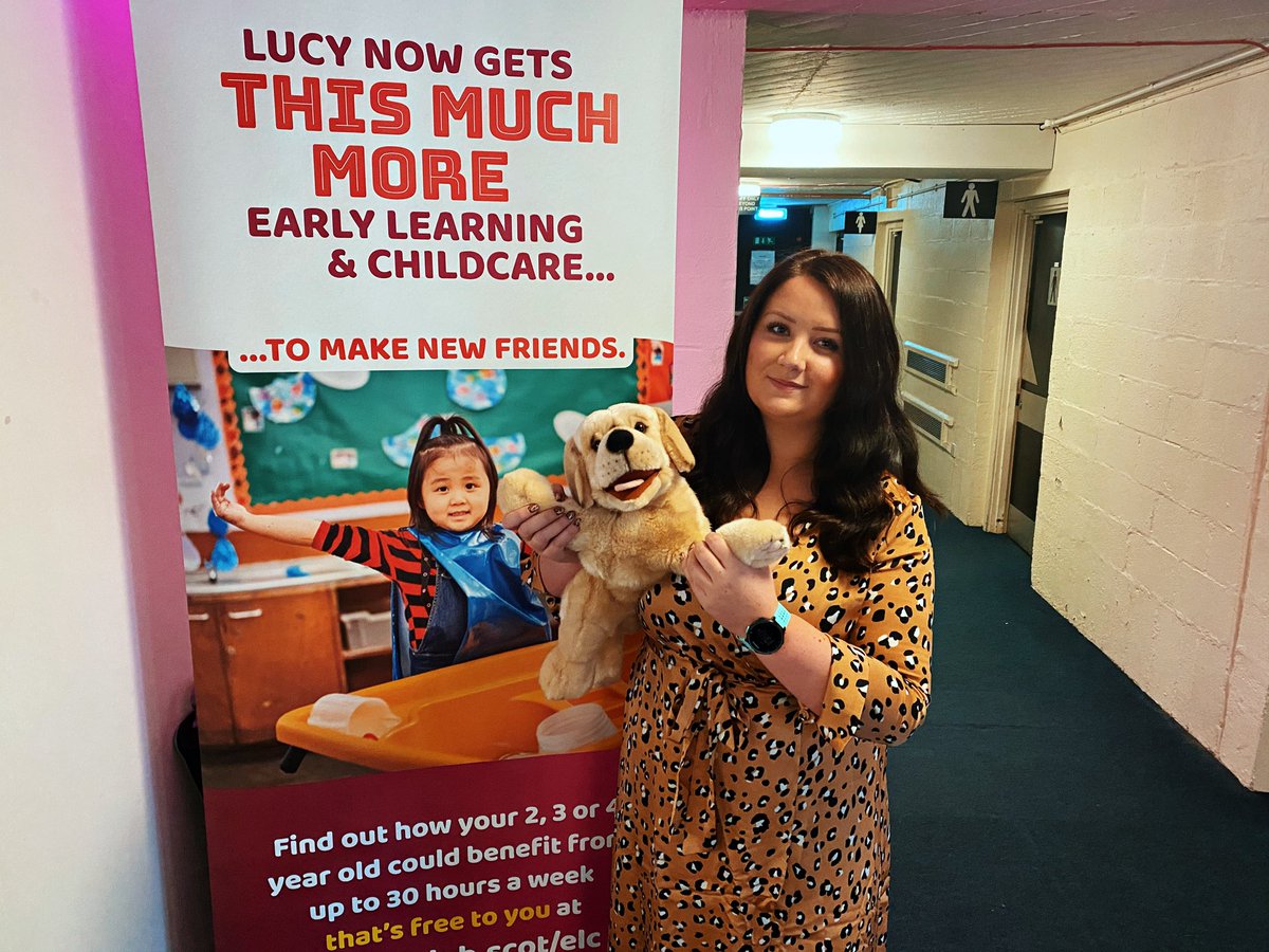 shereemcalpine's tweet photo. Rory the dog (from @AlcoholFocus) and me doing the #thismuchELC sign at the @FlexibleCScot #FPlaunch2020 ๐ถ๐ค
Great day speaking with hundreds of passionate practitioners #TeamELC https://t.co/9A7sS9eAH5