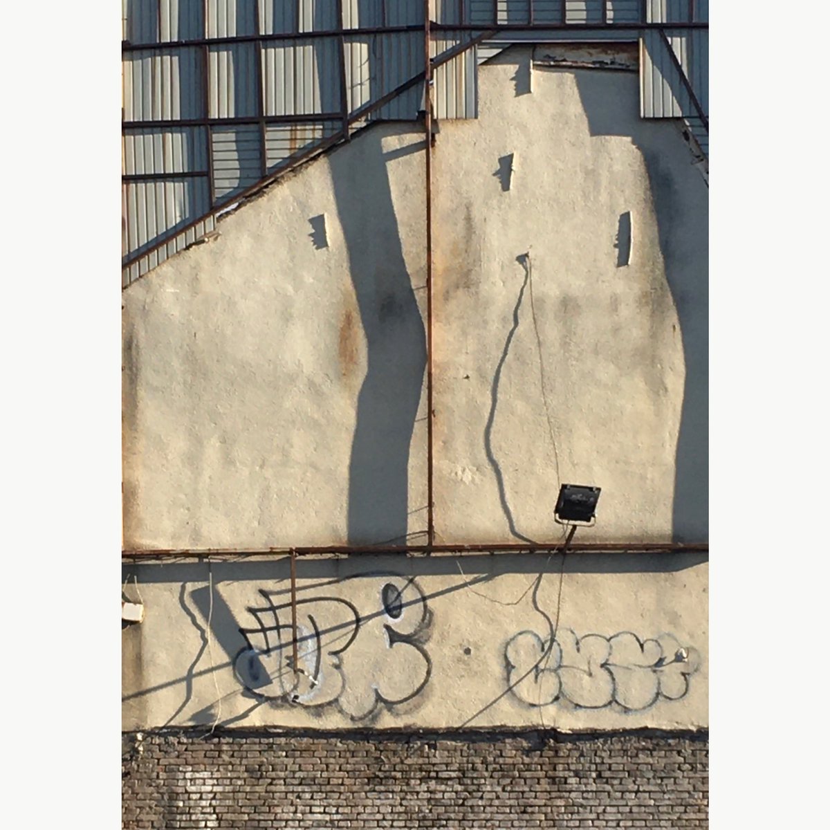 nina_todorovic's tweet image. #NinaTodorovic #Art #ArchitectureOfMemory #GhostArchitecture #GhostHouse #ArhitekturaSećanja #City #Cityscape #Belgrade  #Photography #Architecture #Memory #ContemporaryArt #Shadow #ContemporaryArtist #ArtNow #Texture #Light 
architectureofmemory.com
ninatodorovic.com