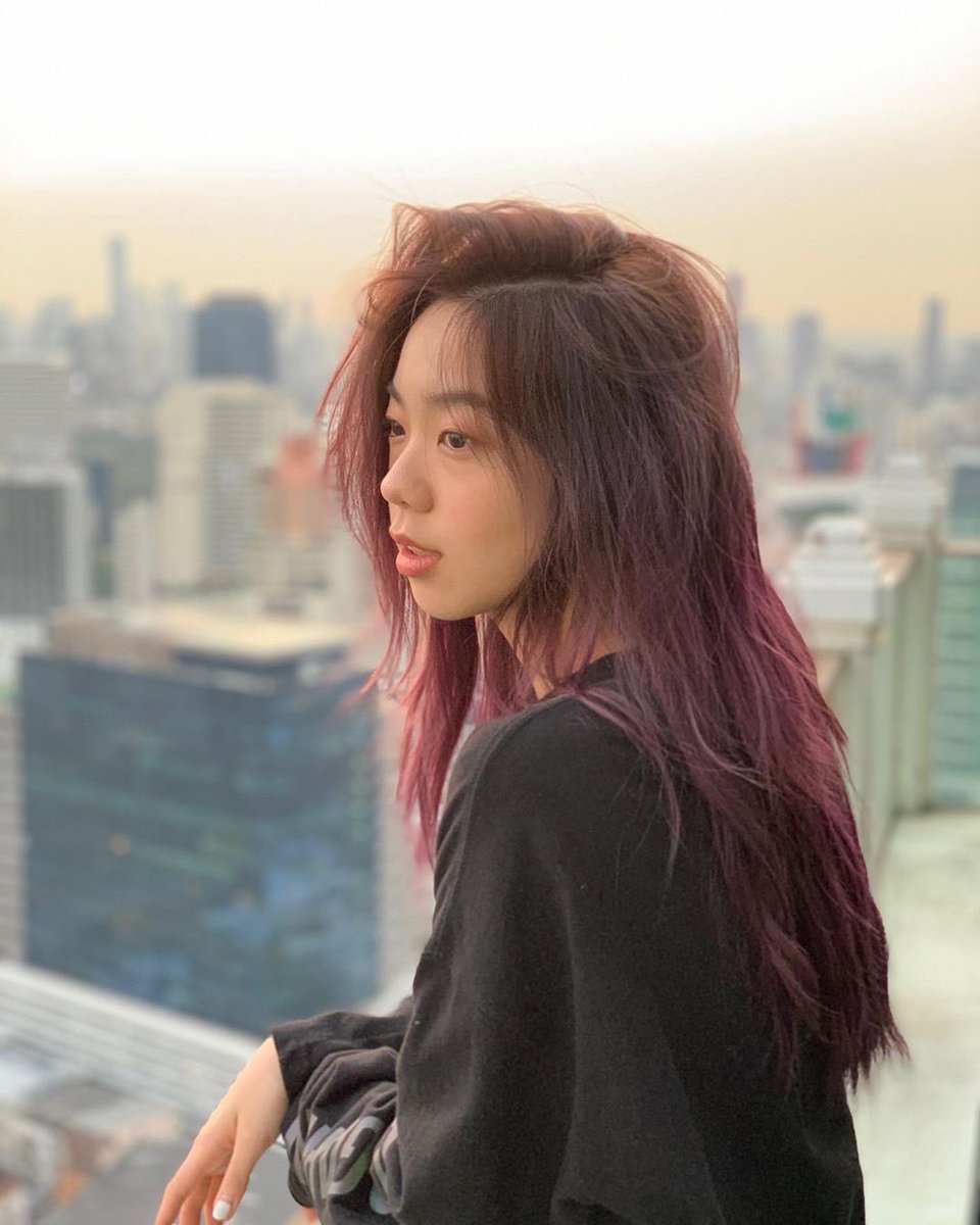 YPyMMgUC2wBh5ig's tweet photo. อ๊ากกกกกกกกก น้อวปัญ 😍😍😍 เจอมุมนี้ไป ถึงกับตายยยยได้เลยนะคะ❤️
#PunBNK48 #BNK48 https://t.co/BT7jH6Tihm