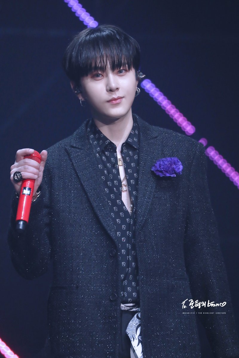 Backto1219's tweet photo. 190202 GOODBYE 20's #용준형 #1
https://t.co/ip3ZPlvtG6
https://t.co/y9pOOiRGl2
https://t.co/rlPRTVcFgZ
https://t.co/JYhzcJhOs0 https://t.co/92l6MpJExG