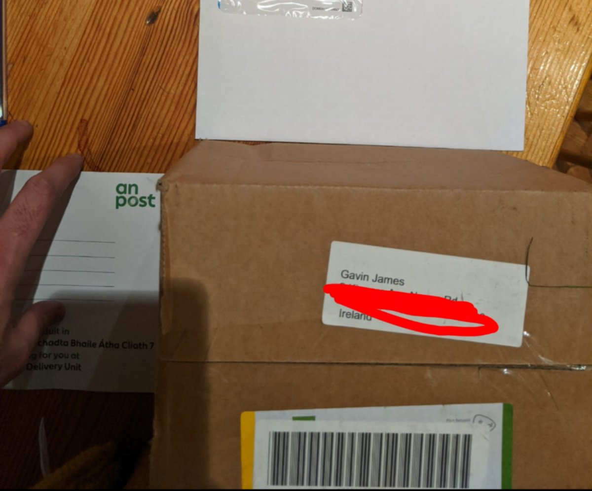 DanGoggin88's tweet photo. Heya, we accidentally received one of your parcels this week @gavinjames. It's in Mrs Coffeys house a few doors down if you want to collect it 👍 📦 https://t.co/o8GuG0OdaX