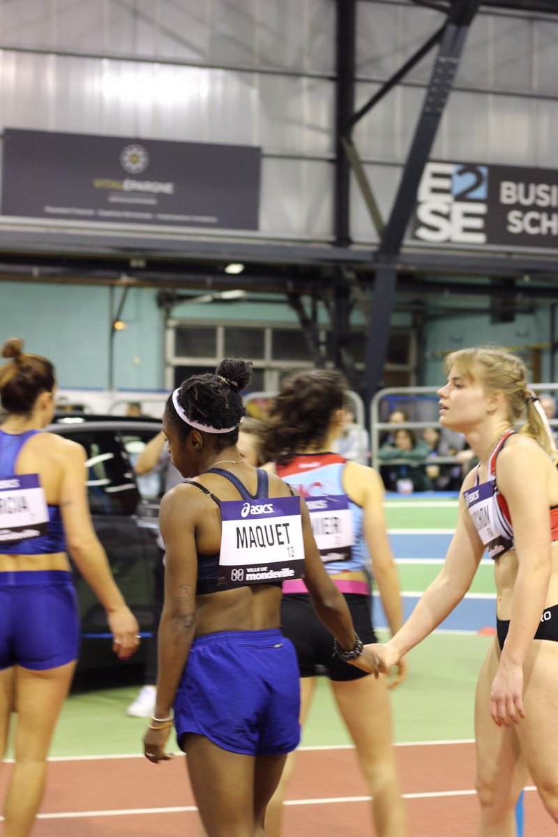 AOMH14's tweet photo. FINALES 60m FEMMES B
Ça s'est joué sur le fil, et c'est l'espagnole Estela GARCIA qui s'empare de l'or 🏆
🥇 7"54 🇪🇸 Estela GARCIA
🥈 7"54 🇫🇷 Anne MAQUET
🥉 7"73 🇫🇷 Jeanne VANNIER
#MeetingMondeville2020 #MeetingMondeville #AOMH https://t.co/q3Tvm5qCju