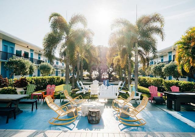 I'm one of those weirdos who is happiest when Florida is 90 degrees and there's a 75% chance of rain 😂

Commercial work for @postcardinn with <a href="/waxandhive/">Wax&Hive</a> last year I think? Or maybe the year before? Time flies. 🤔

#beachhotel #stpete #igersstpete #po… ift.tt/2Ugl8G0