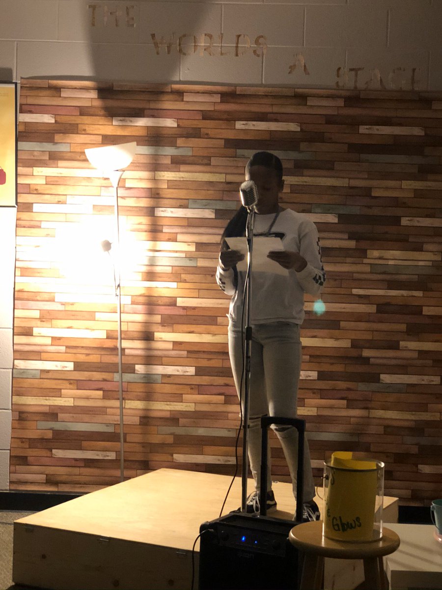 lit4themiddles's tweet image. My students first Open Mike Friday was a success! We are reading the novel Bronx Masquerade by @nikkigrimes9 and it inspired me to create an environment of creativity, confidence &amp;amp; comfort . Thank you guest poets @sha_brand, A.Moore, &amp;amp; J.Moore. @HumbleISD_HMS @HISDELAR