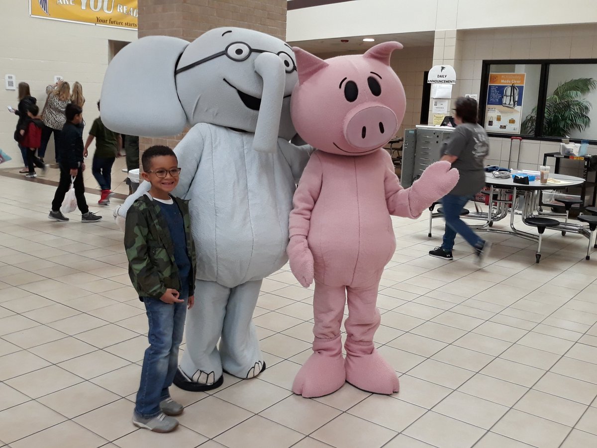 EmeryLibrary's tweet image. We had an awesome time at the Bookworm Festival today! @EmeryElementary