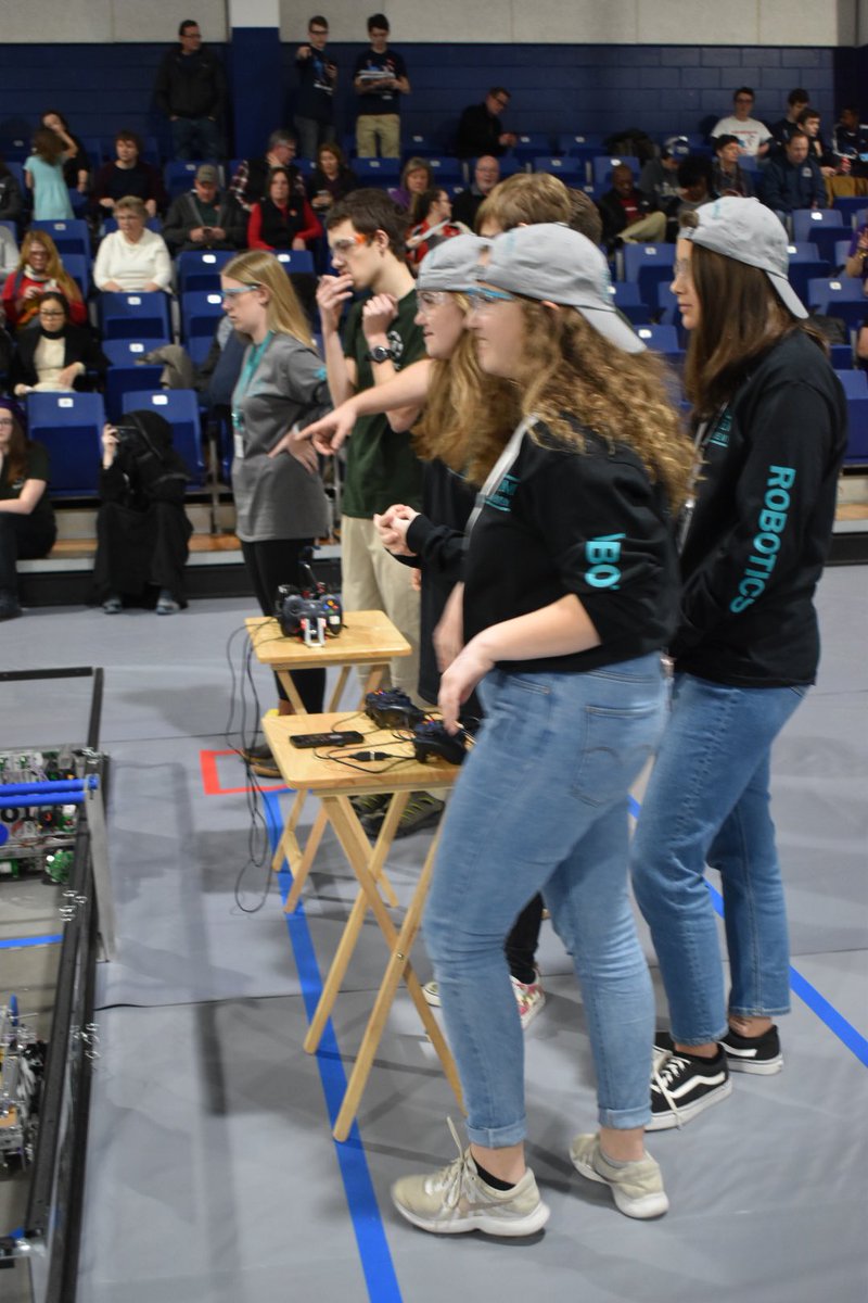 SA_Robotics's tweet photo. shout out to our first alliances of the day! @ASRobotix and tungsteel robotics were great partners, and thanks for all the help!!
*
*
*
#SistersoftheMotherboard
#SARobotics #stemeducation
#coding
#robotics #omgrobots #skystone #girlswhocode #FIRSTlikeagirl
#FTCteam https://t.co/w2SPcMiK5v