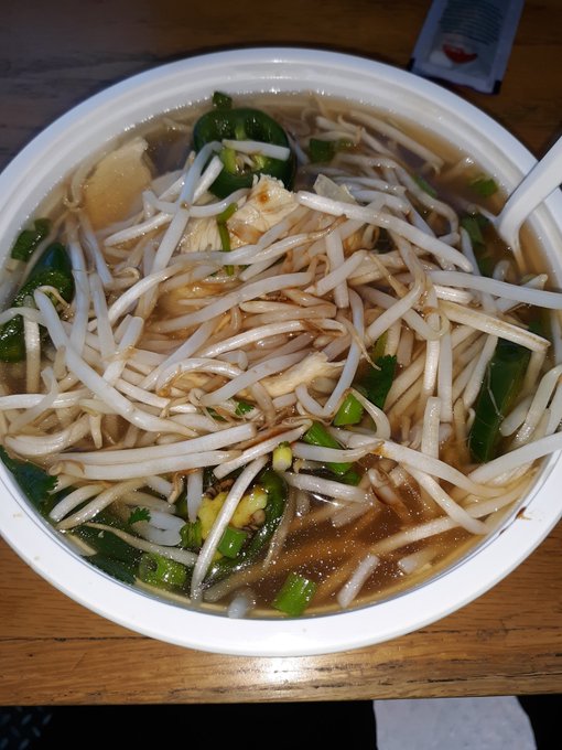 Got my hot Pho on deck for lunch 👍 https://t.co/4lWE9BkW3e<a href="/tag/rt"class="tags"><span>#rt</span></a>