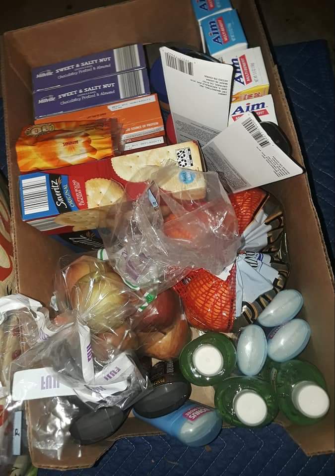 CHERIESDOGSIT's tweet photo. BBless2 Outreach Ministries Homeless in Col. OH go to the homeless camps
Minister Doreatha Reid
614-398-1126
Donate Winter Coats Gloves Clothes Blankets Tents Socks  Long Underwear Peanut Butter Protein Snacks
Drop off
4011 Dumfries Ct
Dublin Ohio 43016 https://t.co/OTyNtmXH7z https://t.co/KMl7r2CsKA