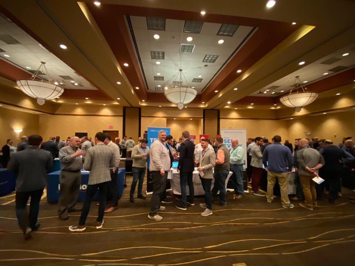 Amy__Smith1's tweet photo. #whatshappeninginHeartland To kickoff 2020, our Heartland Business Summit brought together solution partners and vendors to equip the Heartland team with more tools and resources to transform our customer experience. #drivefor125 https://t.co/v7uWYiEoT5