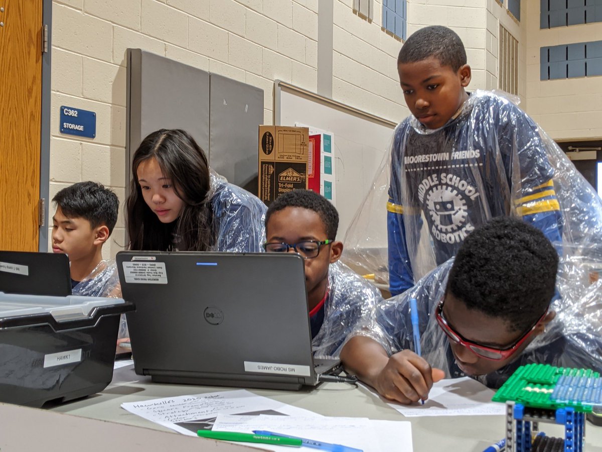 bsmithMFS's tweet image. Hard at work adjusting code for the conditions #FLL ⁦@mfsfox⁩