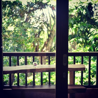 RejonGuestHouse's tweet photo. #FotoProfilBaru https://t.co/H8ABH4cEod