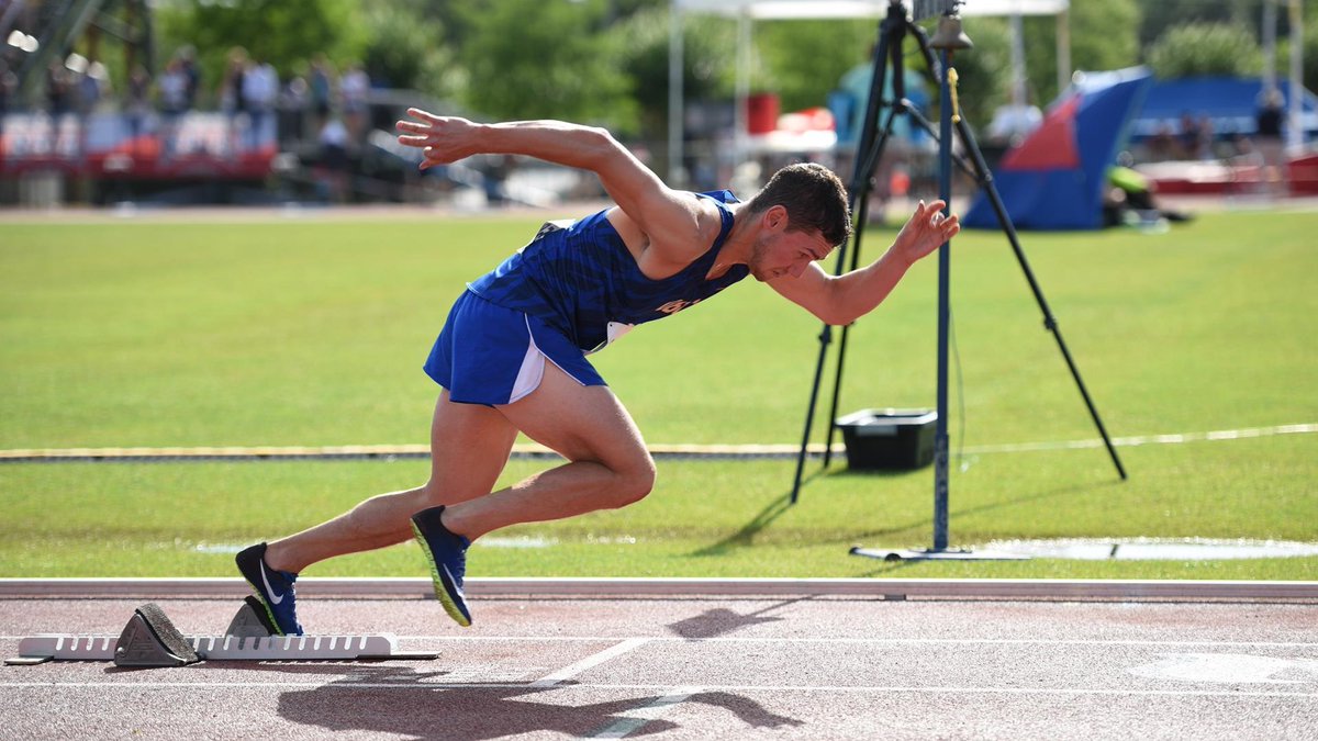 🏃‍♀️🏃‍♂️ TF | <a href="/ubctrack/">UBC Track & Field</a> begins the 2020 season later today (9:45 a.m.) at the Harry Jerome Indoor Games at the <a href="/RichmondOval/">Richmond Olympic Oval</a> #GoBirdsGo

WEBSITE: bit.ly/2S8fKSF

📸 : <a href="/jeffthesarge/">Jeff Sargeant</a> 

<a href="/UBC/">University of British Columbia</a> <a href="/AthleticsCanada/">Athletics Canada</a> <a href="/BC_Athletics/">BC Athletics</a> <a href="/CCCSports/">Cascade Conference</a> <a href="/NAIA/">NAIA</a>