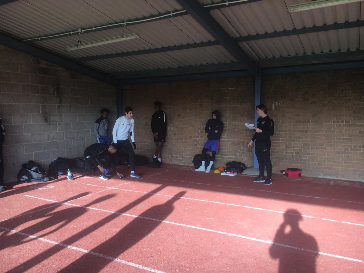 EP_Clinic's tweet photo. Good to get on the track and do some fresh benchmark tests https://t.co/p09Hv2xRHO