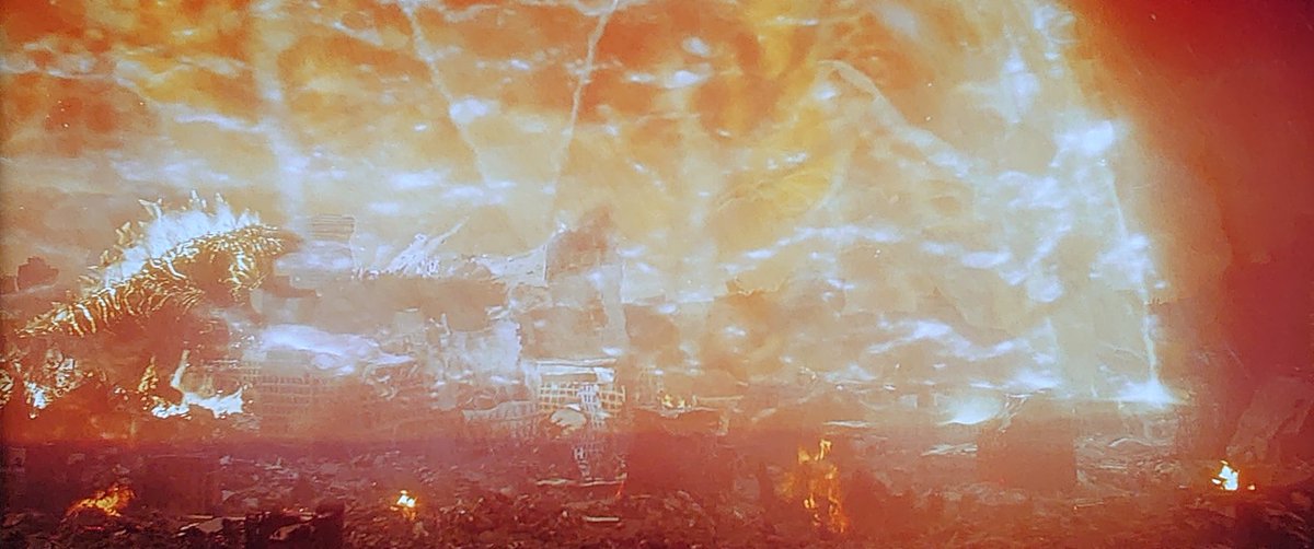 Universo Kaiju tweet media