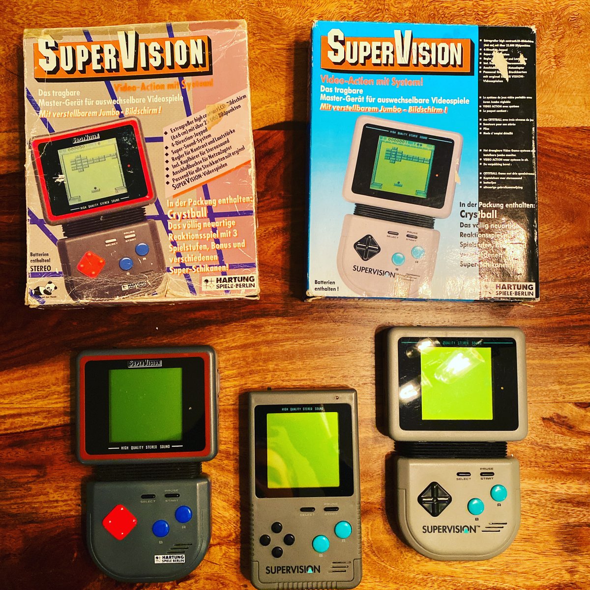 VideoKraken's tweet photo. Behoooooollddd, the Watara SuperVision in all its splendor!

Who have this bad boy?

#Watara #SuperVision #ObscureGaming #RetroGaming https://t.co/neRBU600Nm