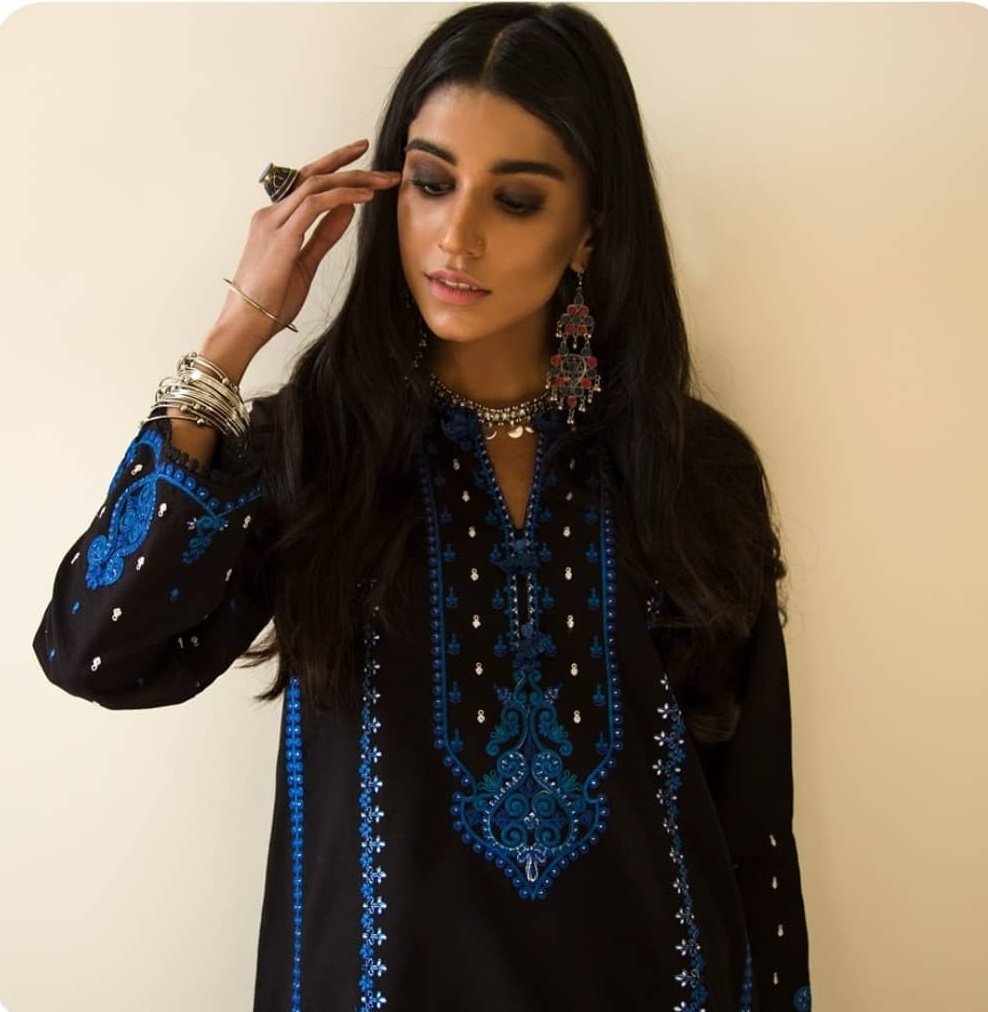 ZahaOnline's tweet photo. Have you seen our latest stock? Visit our website now to get your hands on Zaha Winter RTW- https://t.co/mbR0mhKmqA 

#Zaha #ZahaOnline #Zahapakistan #IamZaha https://t.co/EiWAo78acA