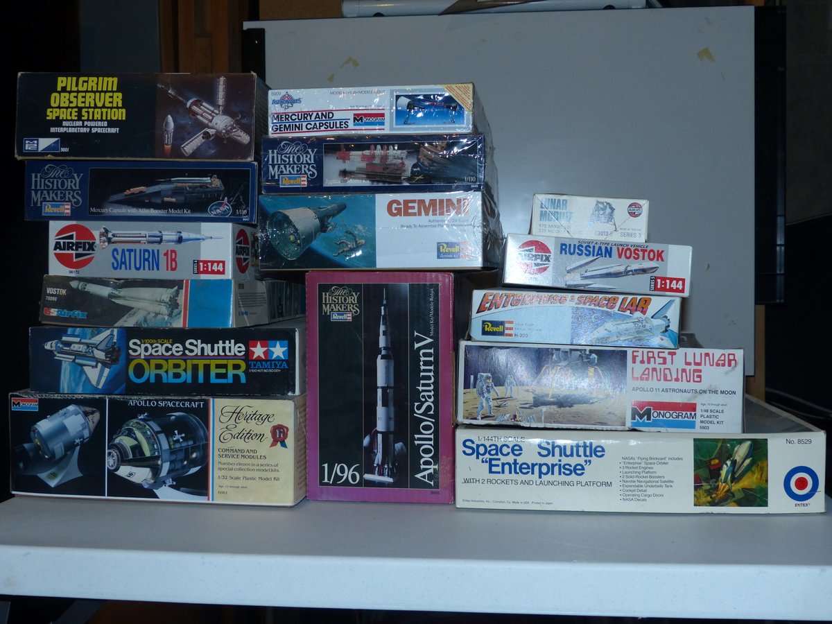 HGluckman's tweet image. Space Models available for sale.  Whole lot preferred.  #SpaceModels #Apollo #SpaceShuttle #Mercury #Gemini