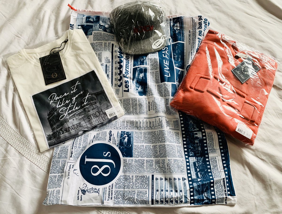 mattplatt10's tweet image. Thrilled to get my first (of many I’m sure) #8Js delivery today 👌

Shout out to @MrJWW for the brand awareness

@8Js_Official #RaceItLikeYouStoleIt #Ciao