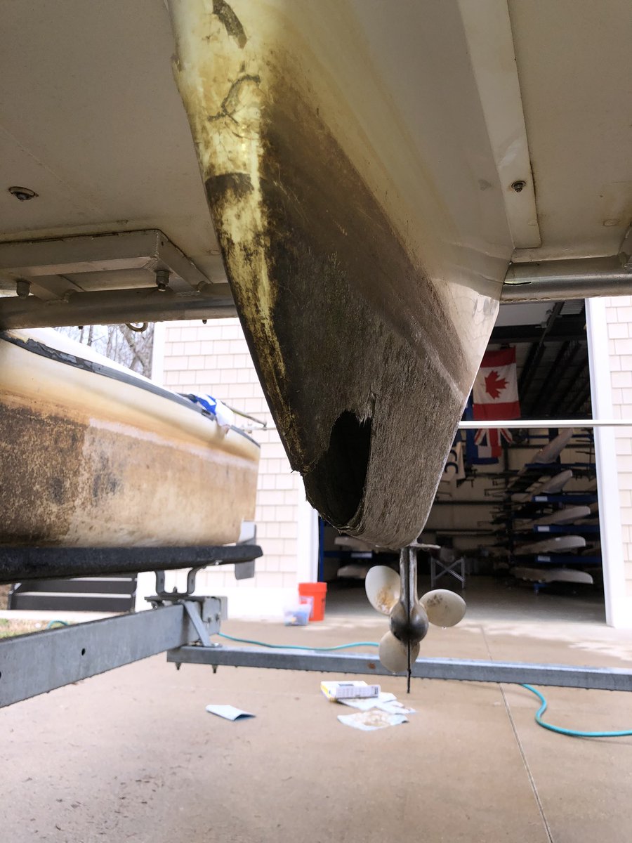 DukeMensClubRow's tweet photo. Hey @WinTech_Racing, any thoughts on how to find a pontoon leak? Also found a nice hole we need to fix. Appreciate any help! https://t.co/o2neTqqNE1