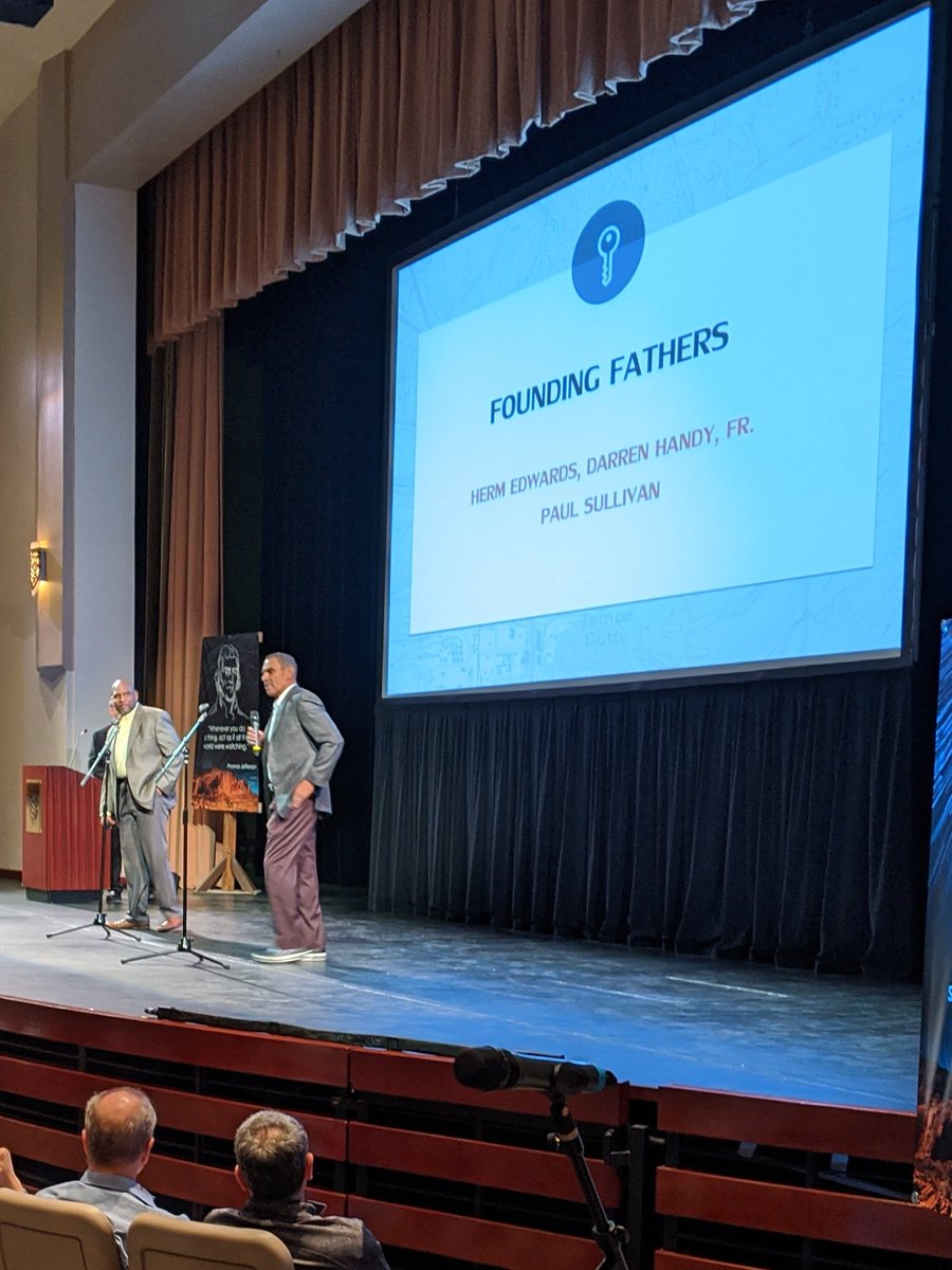 PhoenixDiocese's tweet photo. Coach @HermEdwards and @StTimsMesa dir. Darren Handy talking leadership, fatherhood, and faith. https://t.co/Z66A5WfOk1