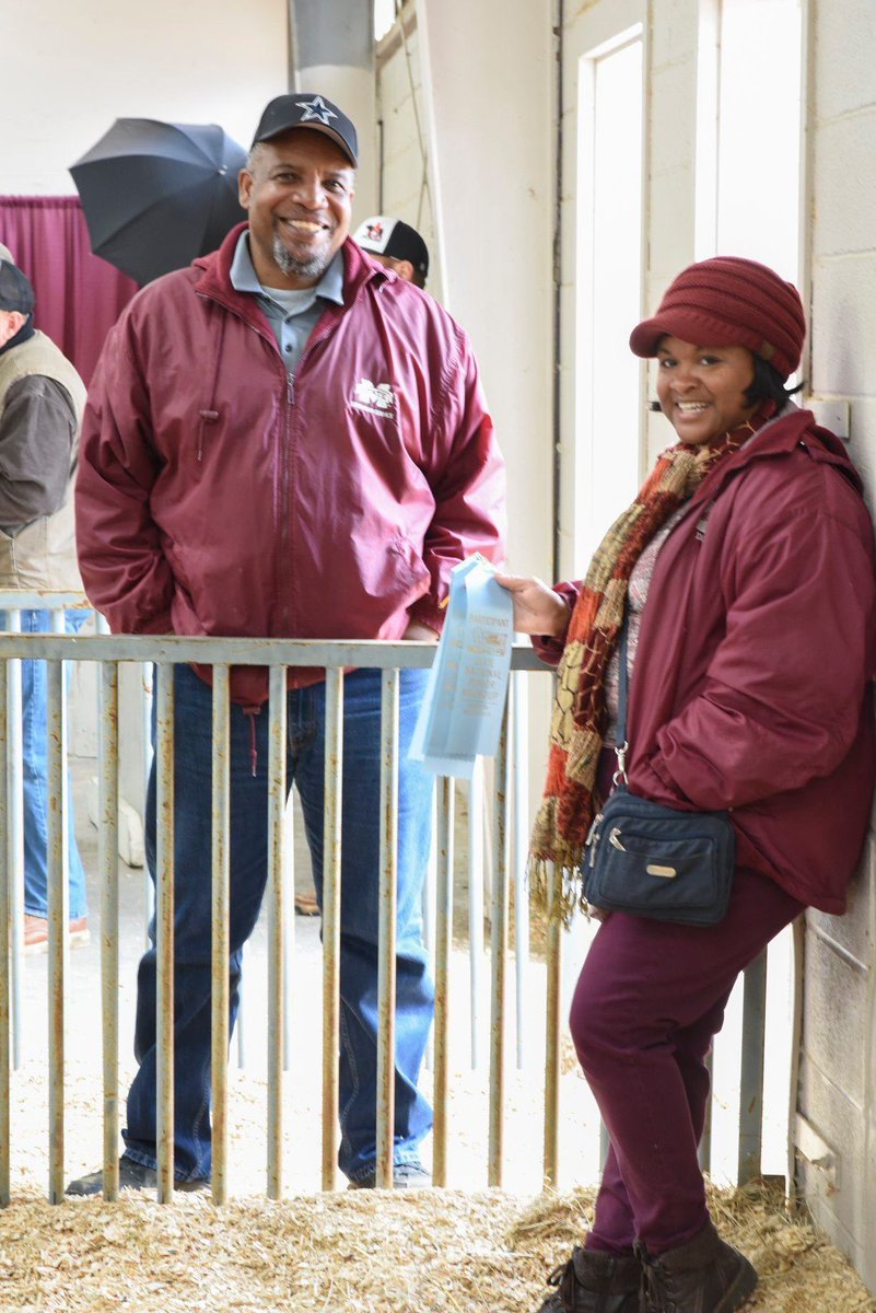 MSUExtService's tweet photo. Dixie National has kicked off in Jackson! Huge thank you to our Extension agents for working the livestock shows and making sure everything runs smoothly and safely! #MS4H #MSUext 🍀🙌🏽 https://t.co/2nqpls6oaQ