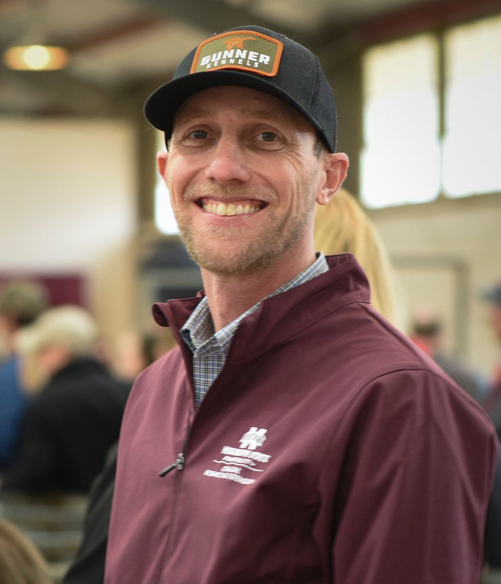 MSUExtService's tweet photo. Dixie National has kicked off in Jackson! Huge thank you to our Extension agents for working the livestock shows and making sure everything runs smoothly and safely! #MS4H #MSUext 🍀🙌🏽 https://t.co/2nqpls6oaQ