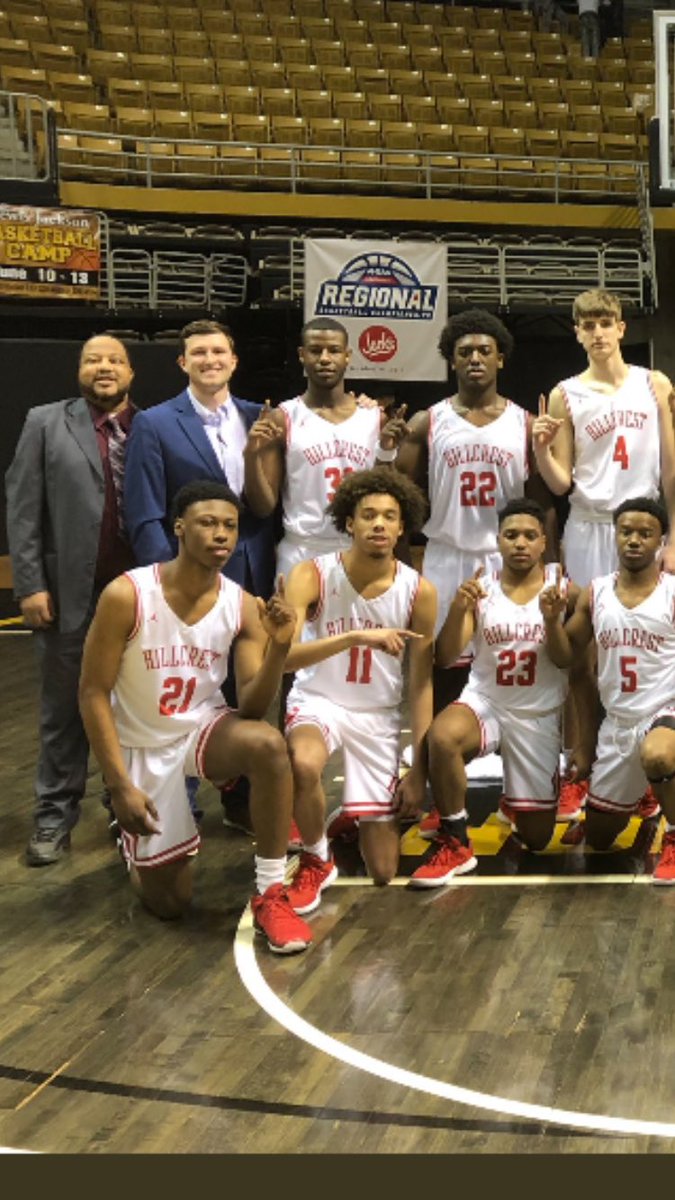 HCrestHoops's tweet photo. Patriot fans come out tonight as we host Bessemer City and celebrate our seniors. VG -5:45 VB - 6:45. @hillcrestpats https://t.co/AHfVm3bvgq