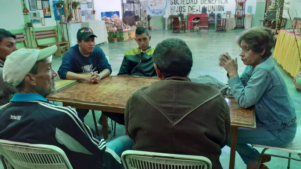 Berthomendoza's tweet photo. Reunión de la generación progresista #Miranda,en los Teques. Planificando las futuras actividades en la región.
#1Feb
#MirandaProgresista
#Sabadoprogresista
#AvancemosVenezuela https://t.co/wOhcgcfFS2