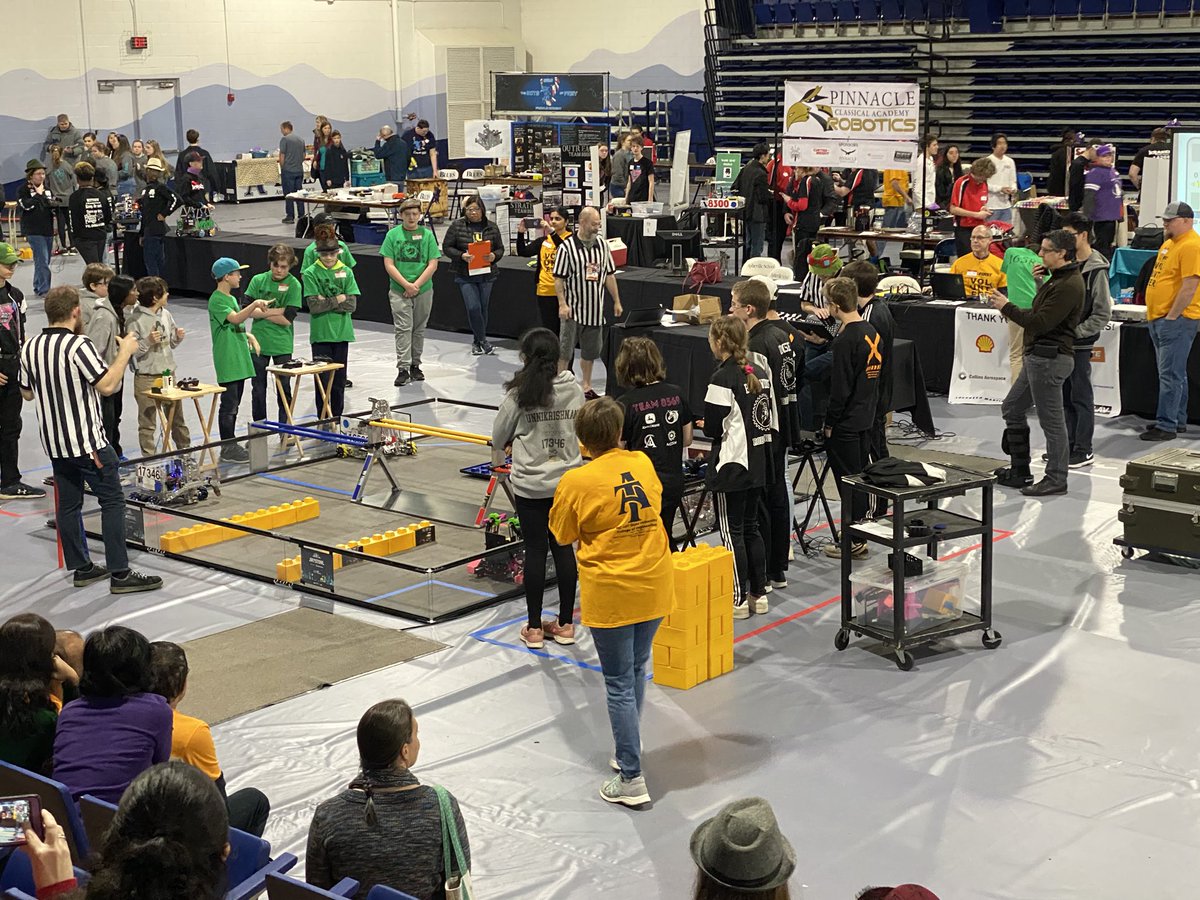 ASRobotix's tweet image. BlueShift is currently in 6th place after two rounds! @AshevilleSchool #GoBlues