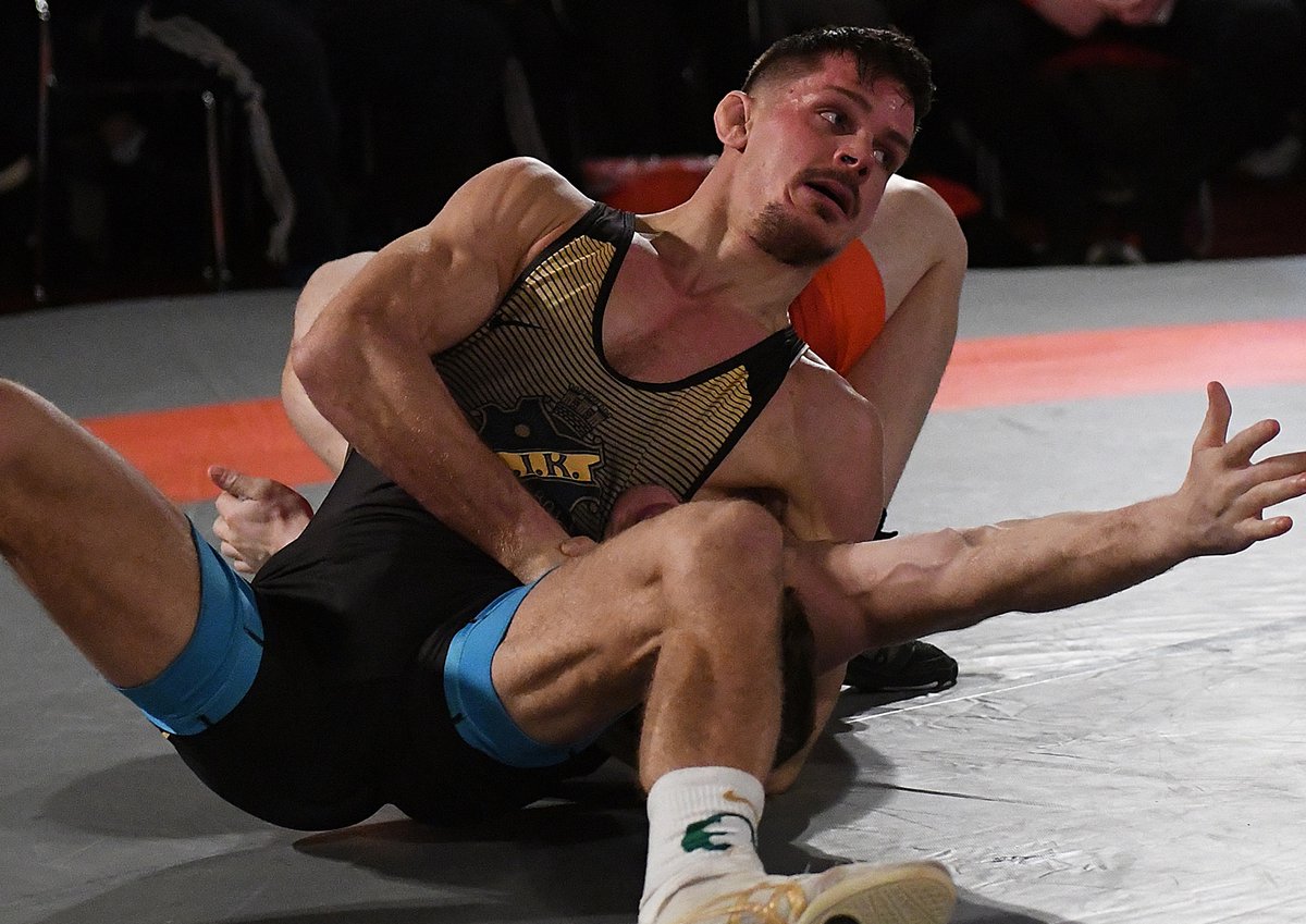 Bilder från förmiddagspasset i SM i Brottning finns på jojjesplejs.com 
<a href="/AIKBrottning/">AIK Brottning</a>