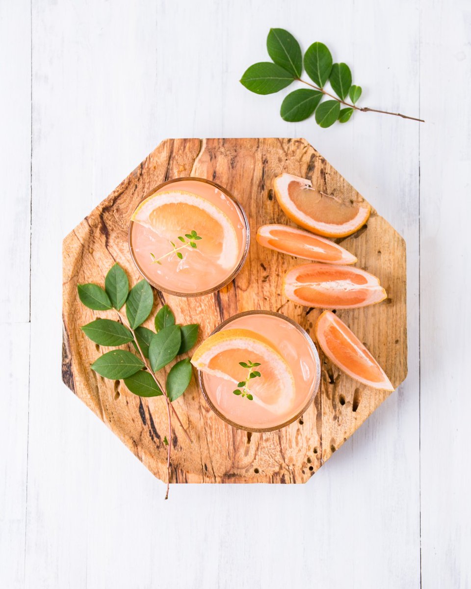 StellaBluNH's tweet photo. Citrus lovers rejoice, it’s National Grapefruit Month! Give this underrated fruit the recognition it deserves by treating yourself to one of our delicious grapefruit cocktails- including fan favorites like our Sugar Magnolia Martini and our Grapefruit Rose Spritzer 🍸😍🥂 https://t.co/XvGv3hSVLP
