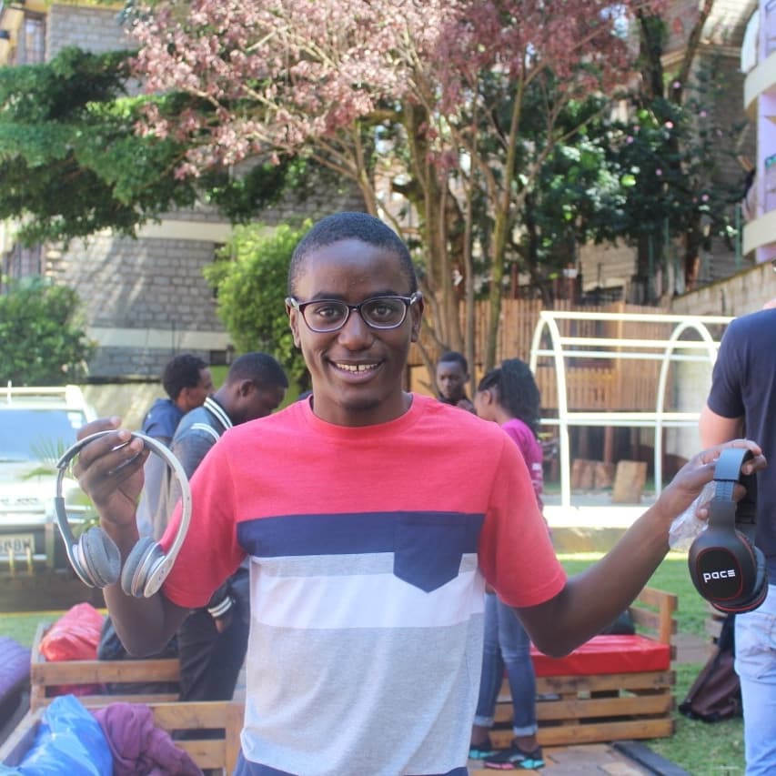 AzahubSpace's tweet photo. @silicon_raven won himself a free Pace headset!! Monthly giveaways to the highest retweets and tags.
#MyFirstProjectAsAProgrammer
#MyFirstCodingProject
#FeelAtHomeWriteCode
#YouShouldCode
@AzahubSpace https://t.co/HswrWFRPFj