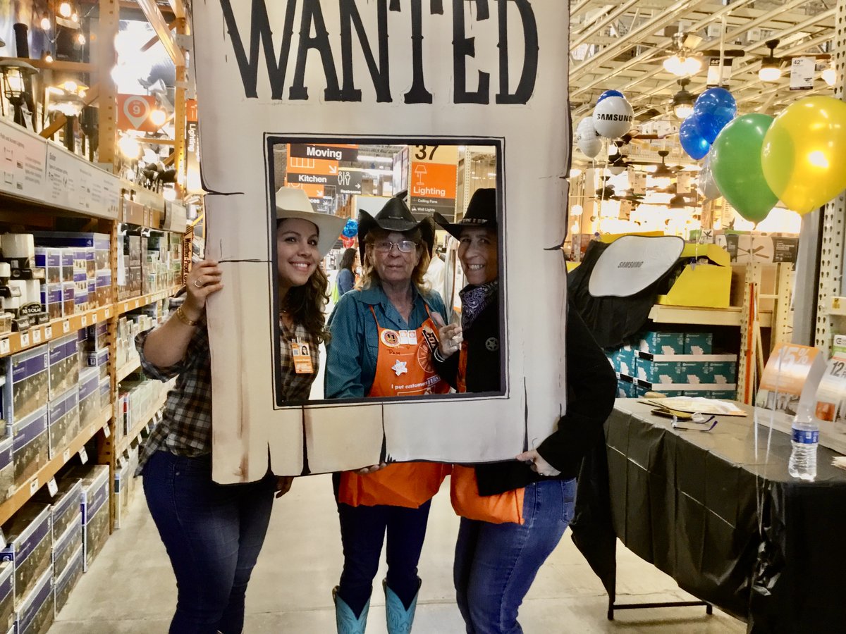 thejojozone's tweet photo. It’s Kid’s Club time! We’re having a cowboy lovefest at the SW San Antonio Home Depot. Come on down, ❤️🤠🔨 #cowboysloveandshutters @HomeDepot0586 https://t.co/kOVawLhpQL