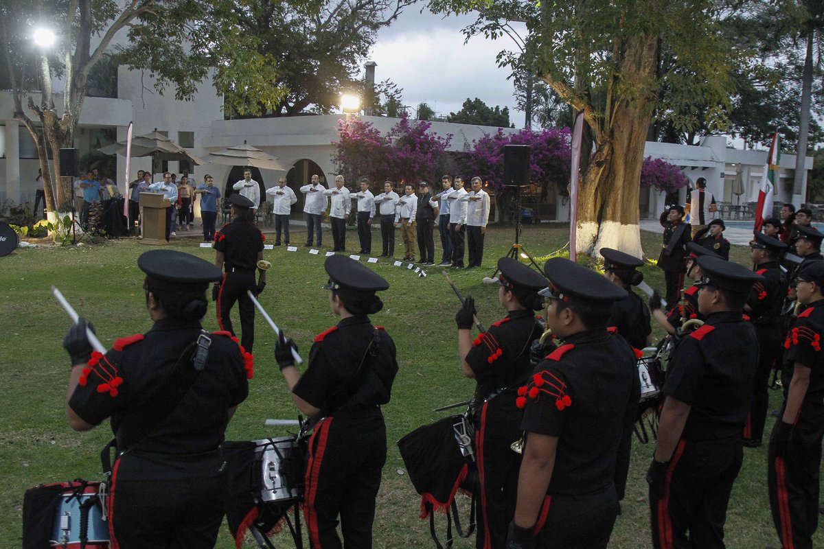 Ya puedes ver aquí 👉🏻 youtu.be/qux2pQZ3MYM el resumen de la inauguración de la 13a Copa Yucatán presentada por <a href="/AvisMexico/">Avis México</a> 🏌🏻‍♀️🏌🏻‍♂️